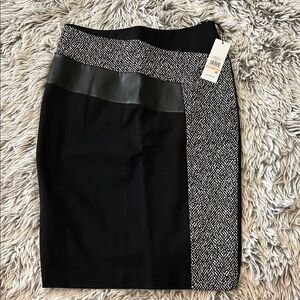 NWT Calvin Klein Pencil Skirt
